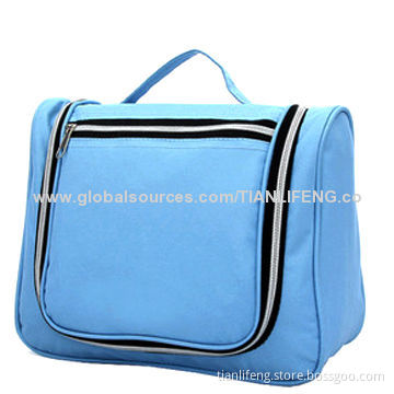 Travel Toiletry Organizer for Easy-carry